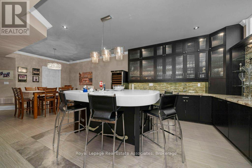 












46 SCOTT STREET

,
Brampton,




Ontario
L6V1S2

