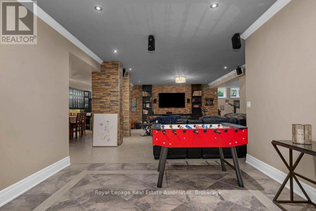 












46 SCOTT STREET

,
Brampton,




Ontario
L6V1S2

