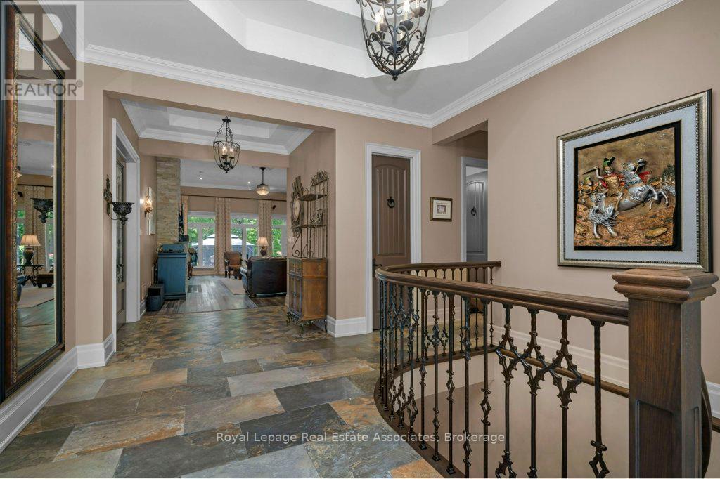 












46 SCOTT STREET

,
Brampton,




Ontario
L6V1S2

