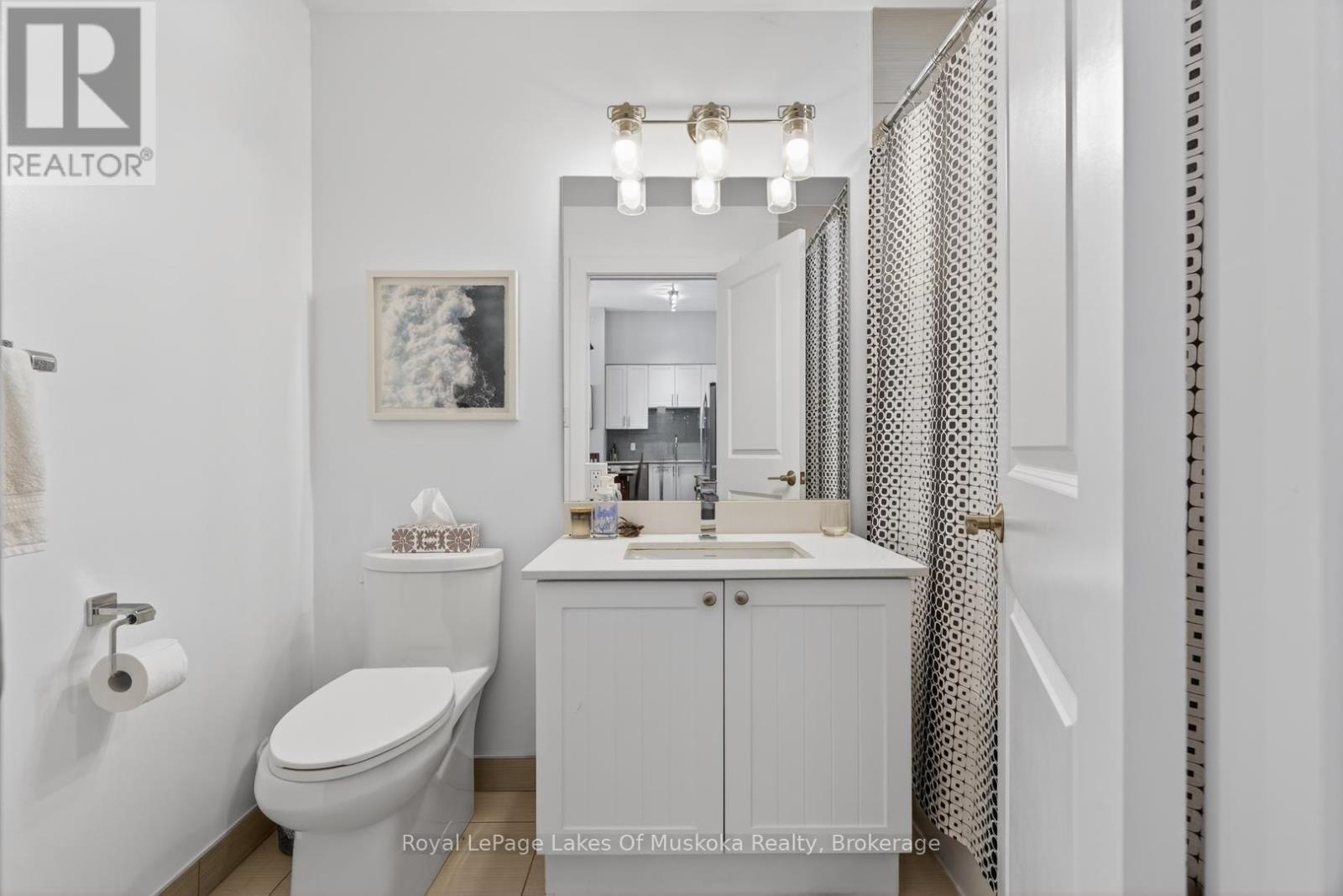 












102 - 25 PEN LAKE POINT ROAD

,
Huntsville (Chaffey),




Ontario
P1H1A9

