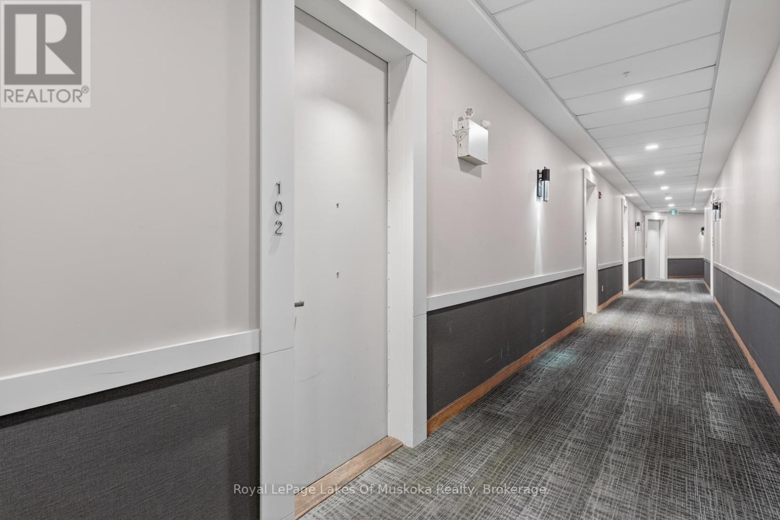 












102 - 25 PEN LAKE POINT ROAD

,
Huntsville (Chaffey),




Ontario
P1H1A9

