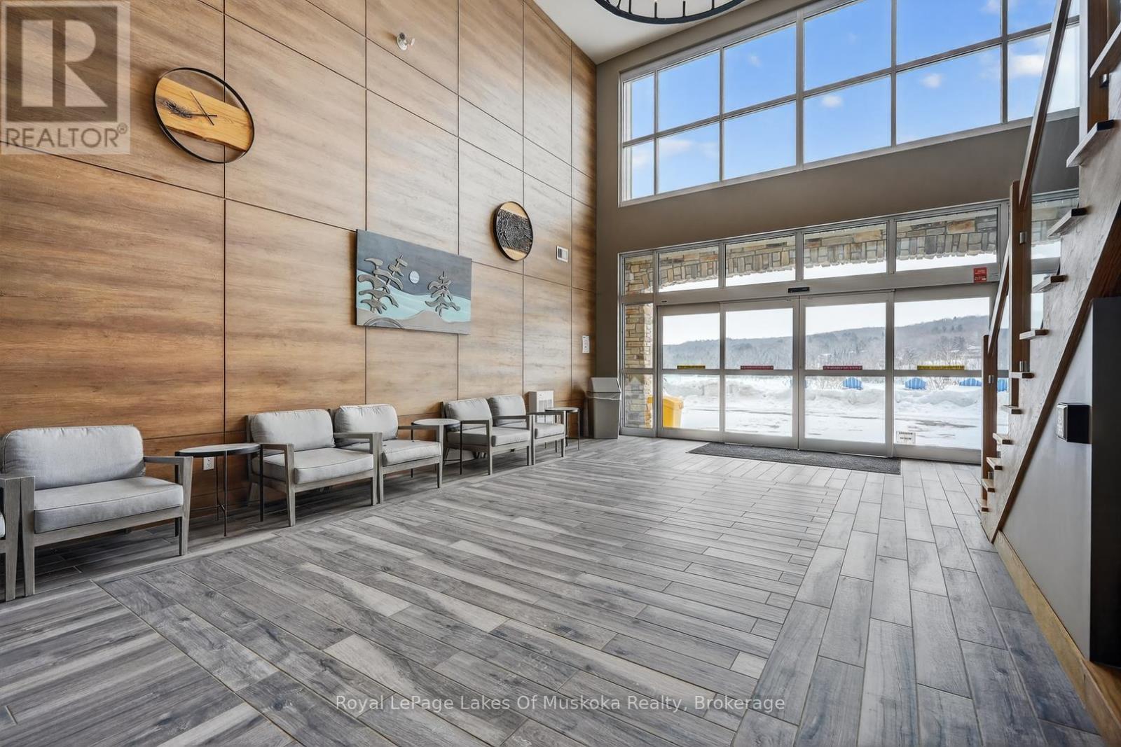 












102 - 25 PEN LAKE POINT ROAD

,
Huntsville (Chaffey),




Ontario
P1H1A9

