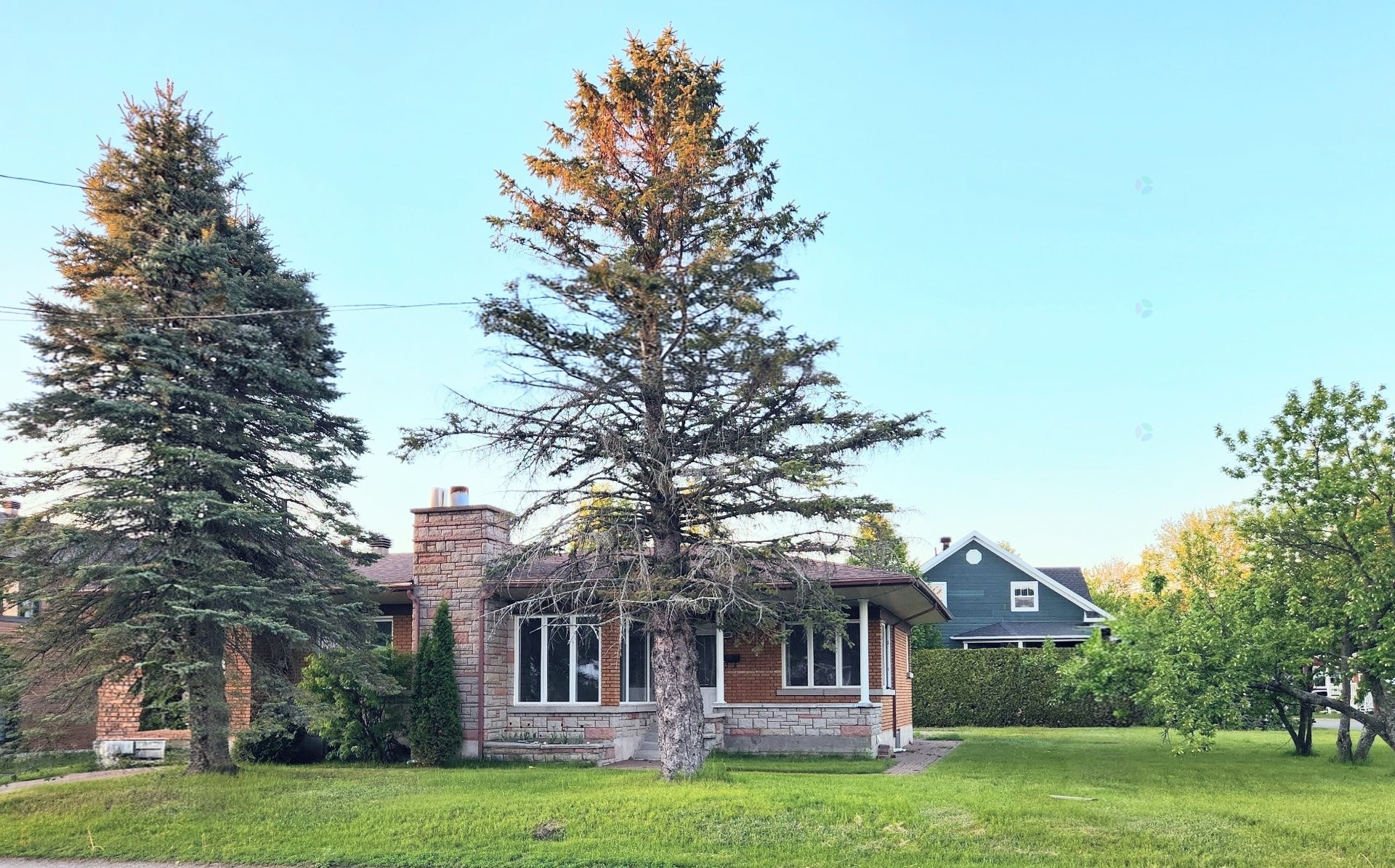 









3555


105e Avenue

,
Shawinigan,




QC
G9P5J5


