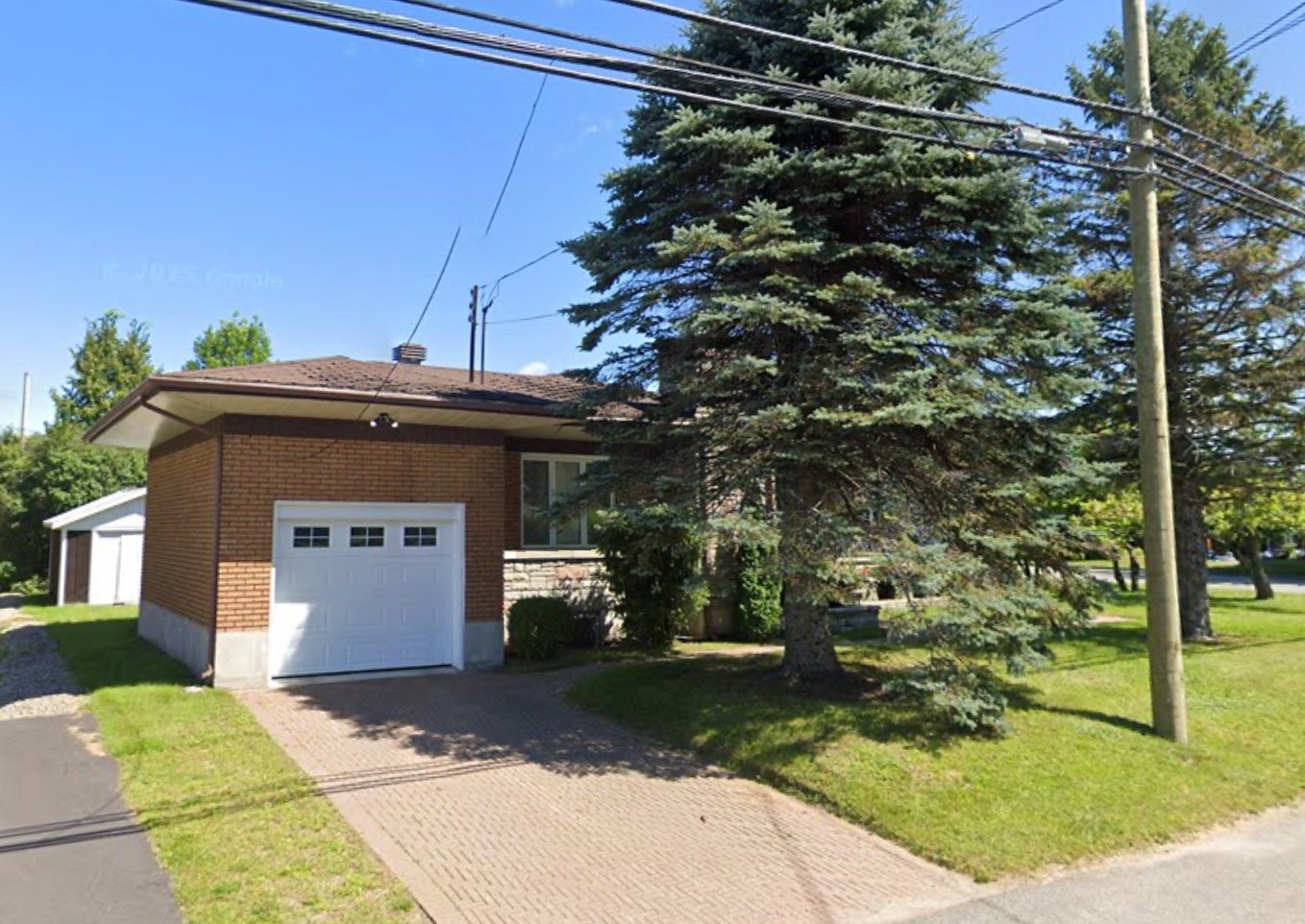 









3555


105e Avenue

,
Shawinigan,




QC
G9P5J5

