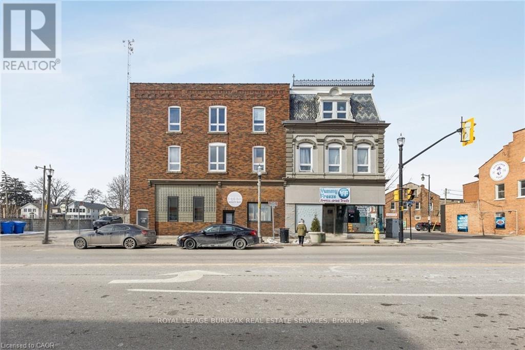 












56 NORFOLK STREET S

,
Norfolk,




Ontario
N3Y2W2

