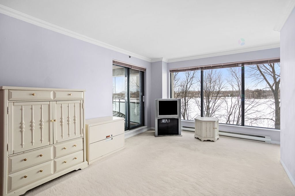 









4450


Prom. Paton

, 202,
Laval (Chomedey),




QC
H7W5J7

