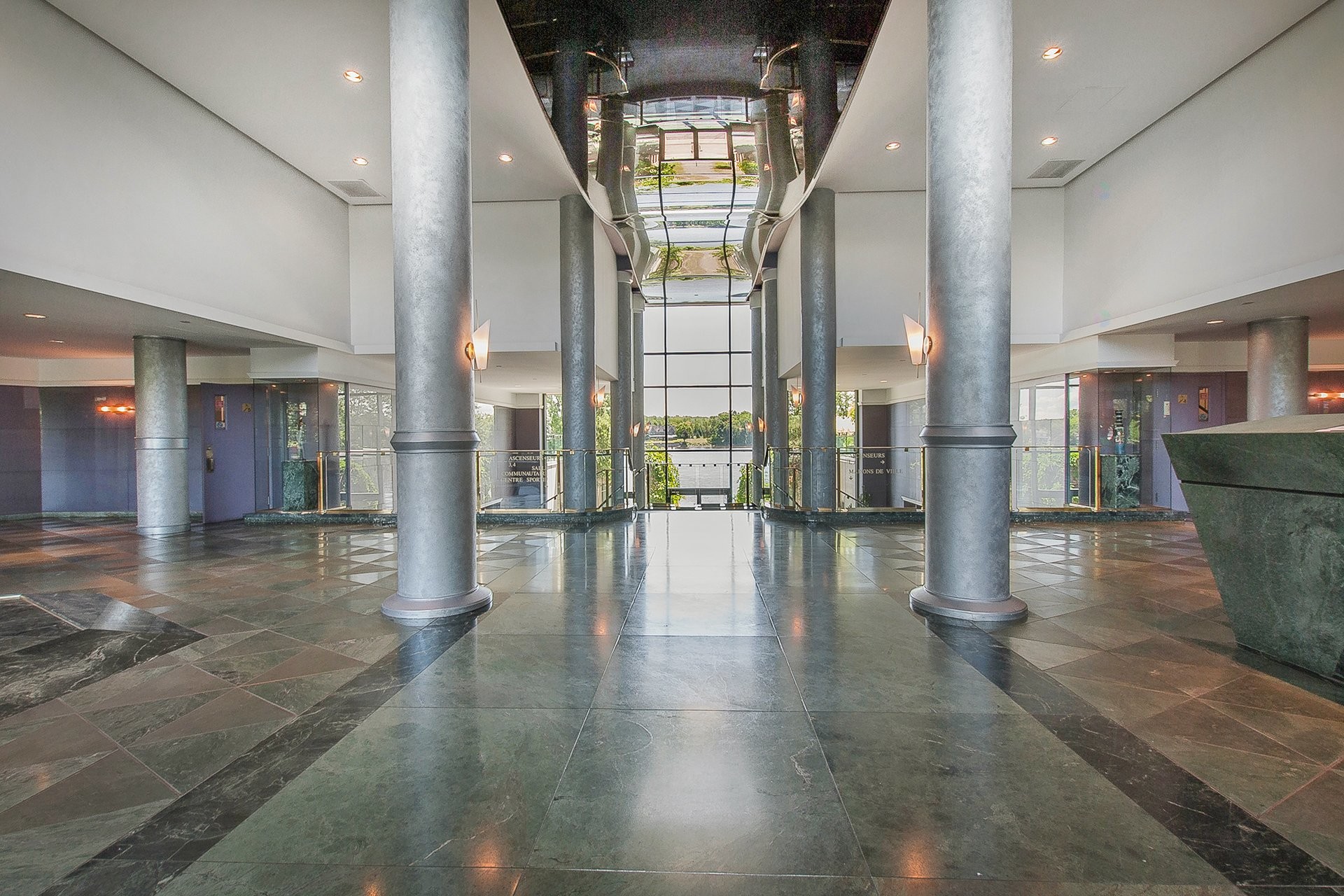 









4450


Prom. Paton

, 202,
Laval (Chomedey),




QC
H7W5J7

