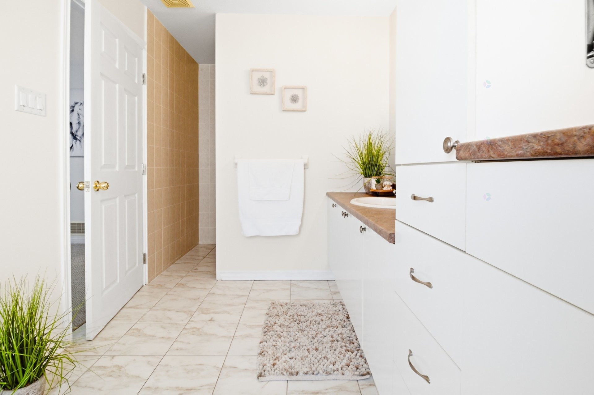 









22


Rue James-Byrne

,
Gatineau (Aylmer),




QC
J9H7K2

