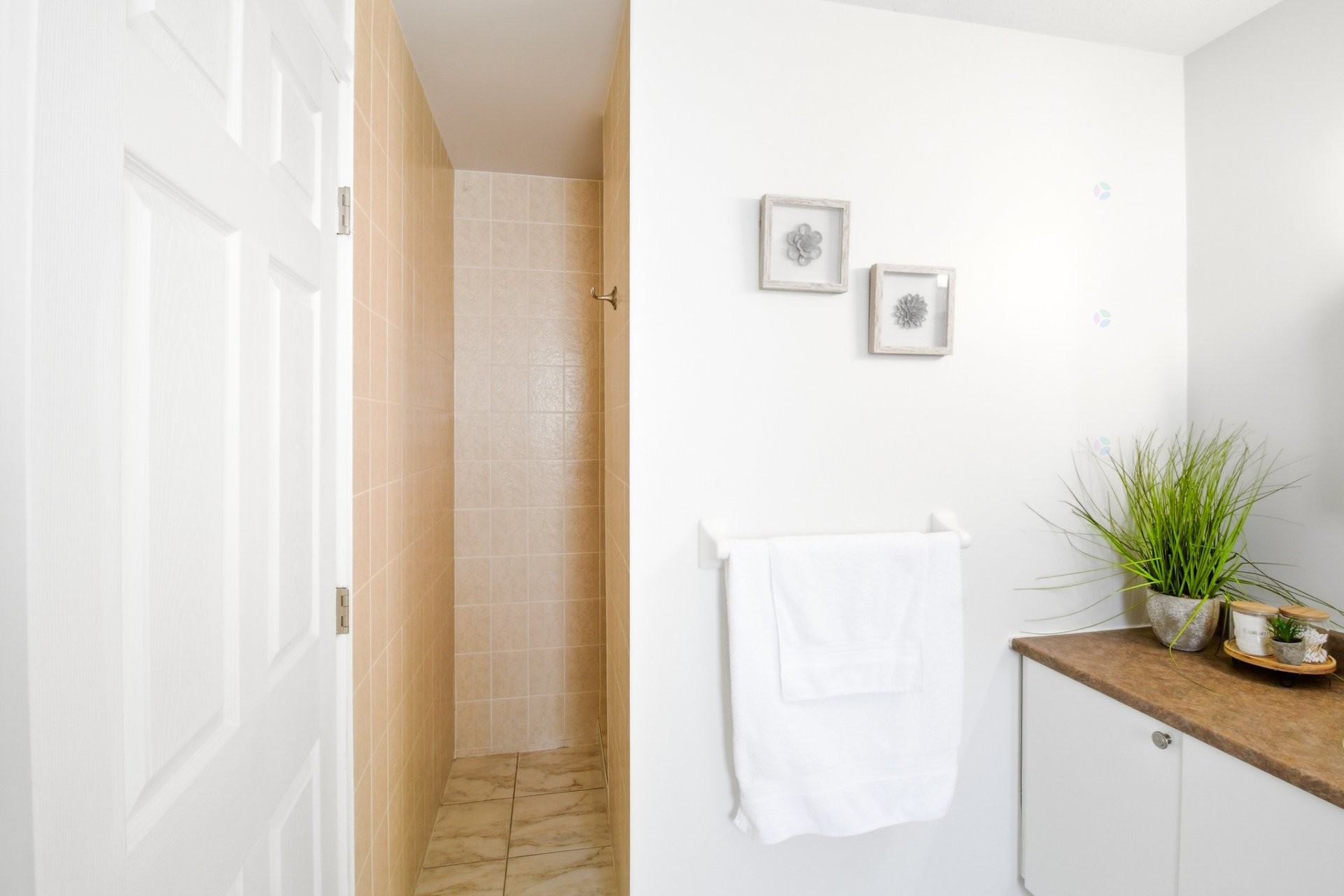 









22


Rue James-Byrne

,
Gatineau (Aylmer),




QC
J9H7K2

