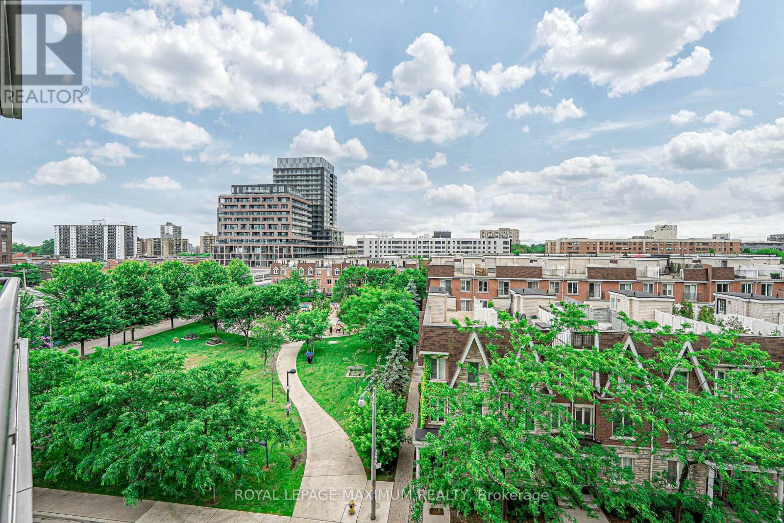 












617 - 38 JOE SHUSTER WAY

,
Toronto,




Ontario
M6K0A5

