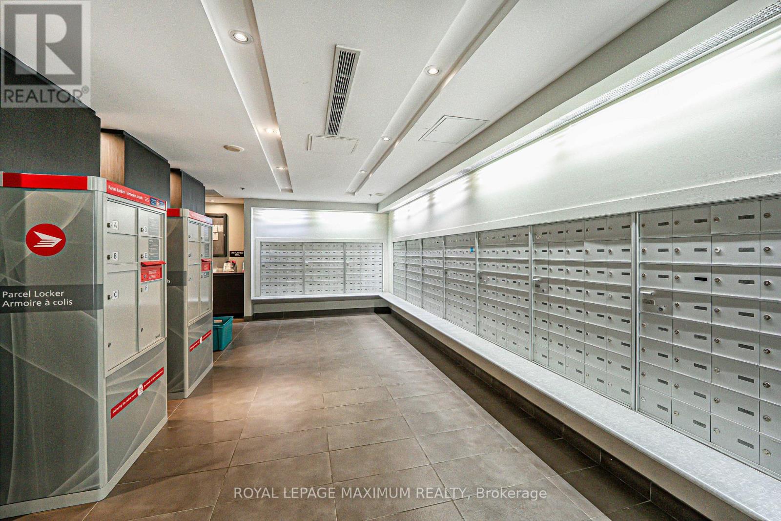 












617 - 38 JOE SHUSTER WAY

,
Toronto,




Ontario
M6K0A5

