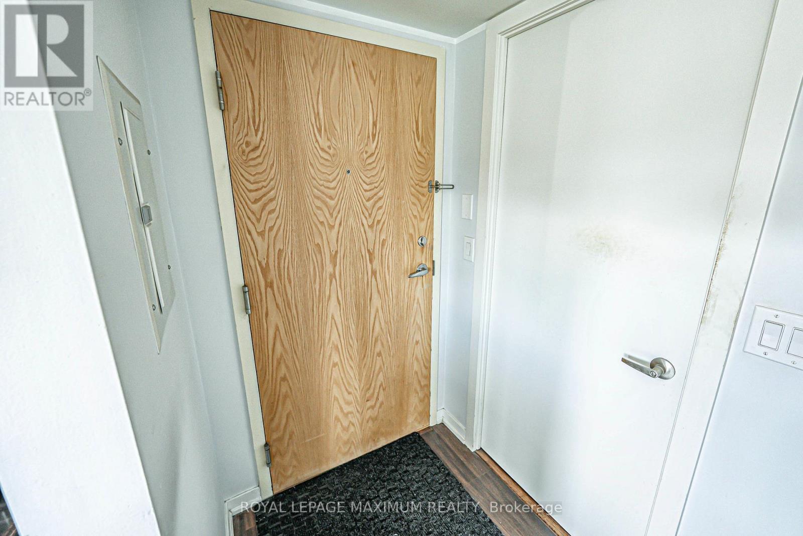 












617 - 38 JOE SHUSTER WAY

,
Toronto,




Ontario
M6K0A5

