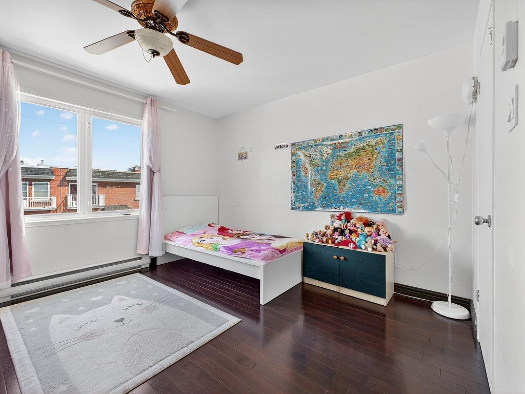 









6796


23e Avenue

,
Rosemont/La Petite-Patrie (Montréal),




QC
H1T4C5

