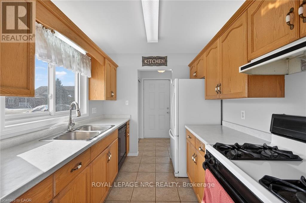 












115 FOREST STREET E

,
Haldimand,




Ontario
N1A1B9

