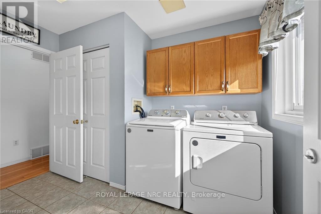 












115 FOREST STREET E

,
Haldimand,




Ontario
N1A1B9

