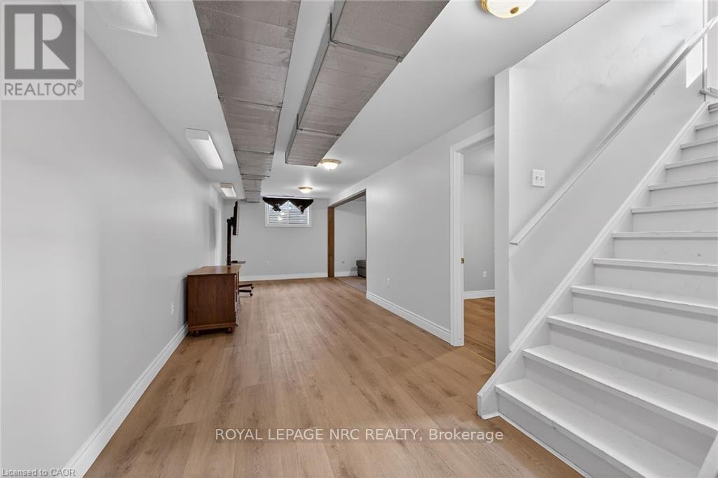 












115 FOREST STREET E

,
Haldimand,




Ontario
N1A1B9

