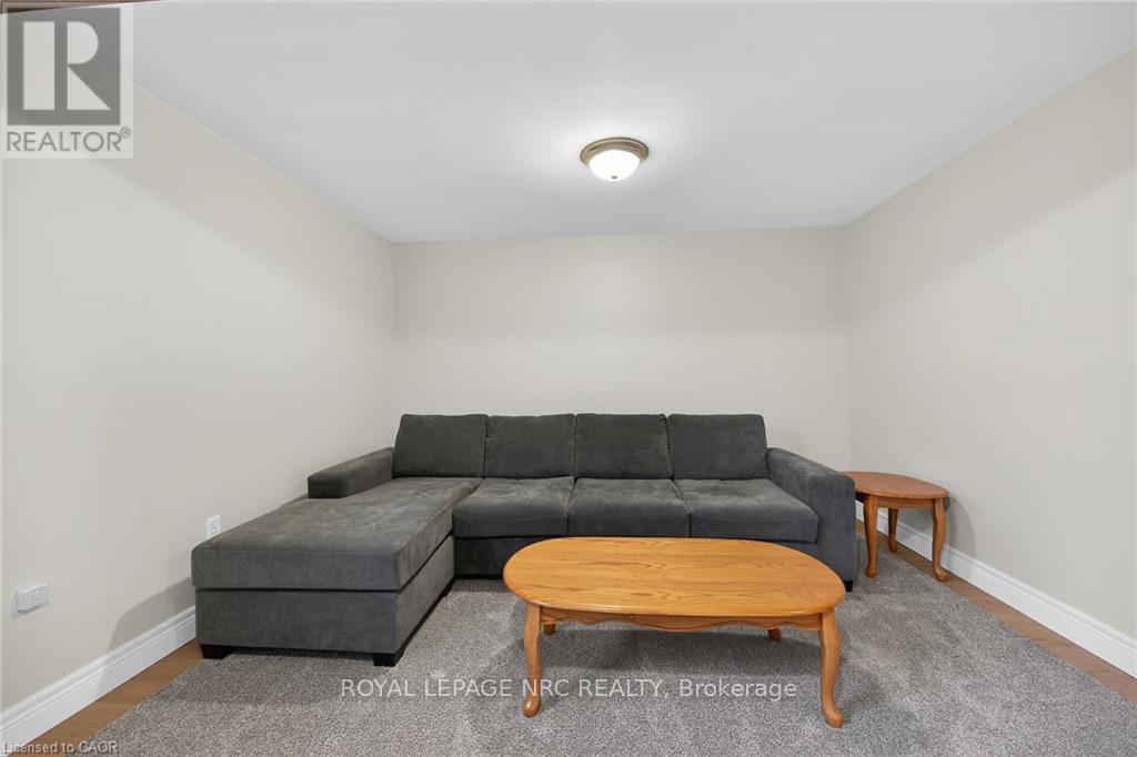 












115 FOREST STREET E

,
Haldimand,




Ontario
N1A1B9

