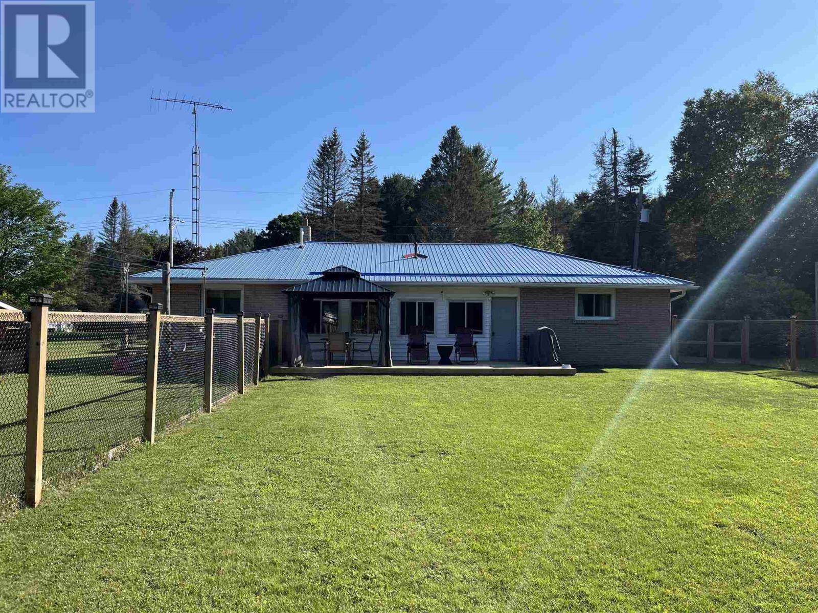 












20 Warnock RD

,
Iron Bridge,




Ontario
P0R1H0

