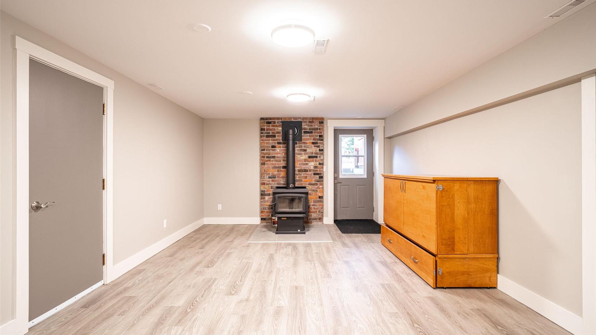 









1851


70

Street,
Salmon Arm,




BC
V1E 1X4

