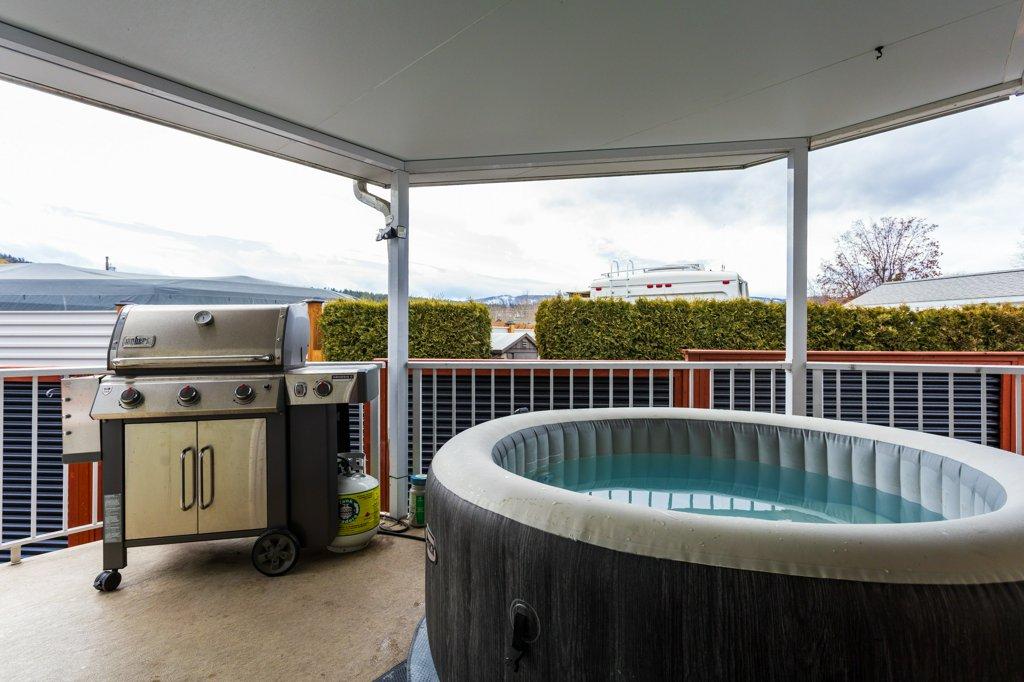 









415


Commonwealth

Road, 35,
Kelowna,




BC
V4V 1P4

