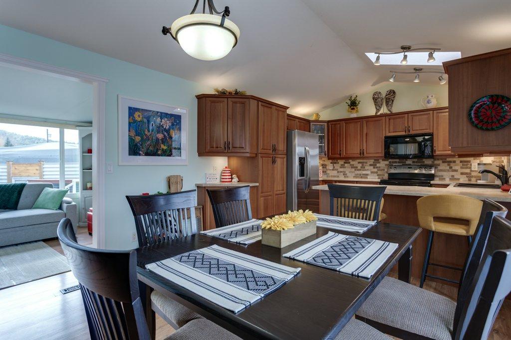 









415


Commonwealth

Road, 35,
Kelowna,




BC
V4V 1P4

