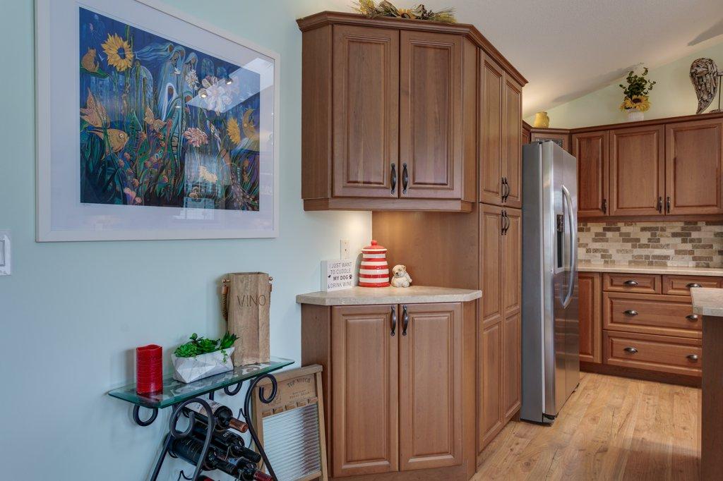 









415


Commonwealth

Road, 35,
Kelowna,




BC
V4V 1P4

