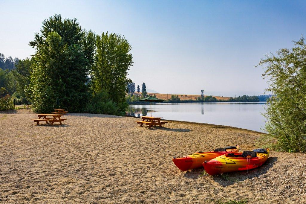 









415


Commonwealth

Road, 35,
Kelowna,




BC
V4V 1P4

