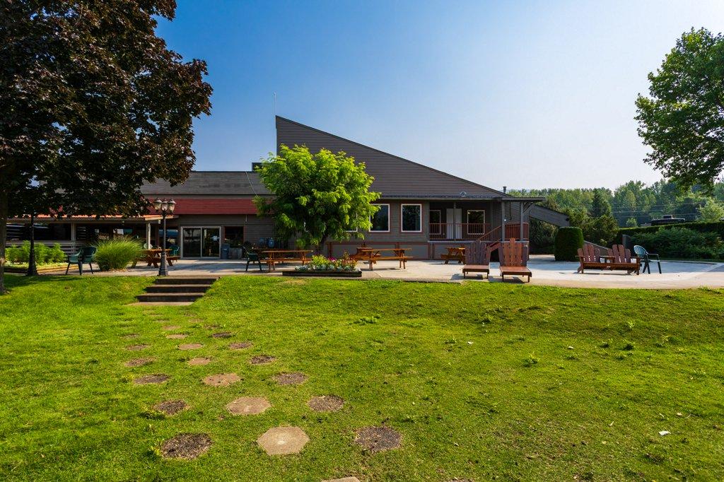 









415


Commonwealth

Road, 35,
Kelowna,




BC
V4V 1P4

