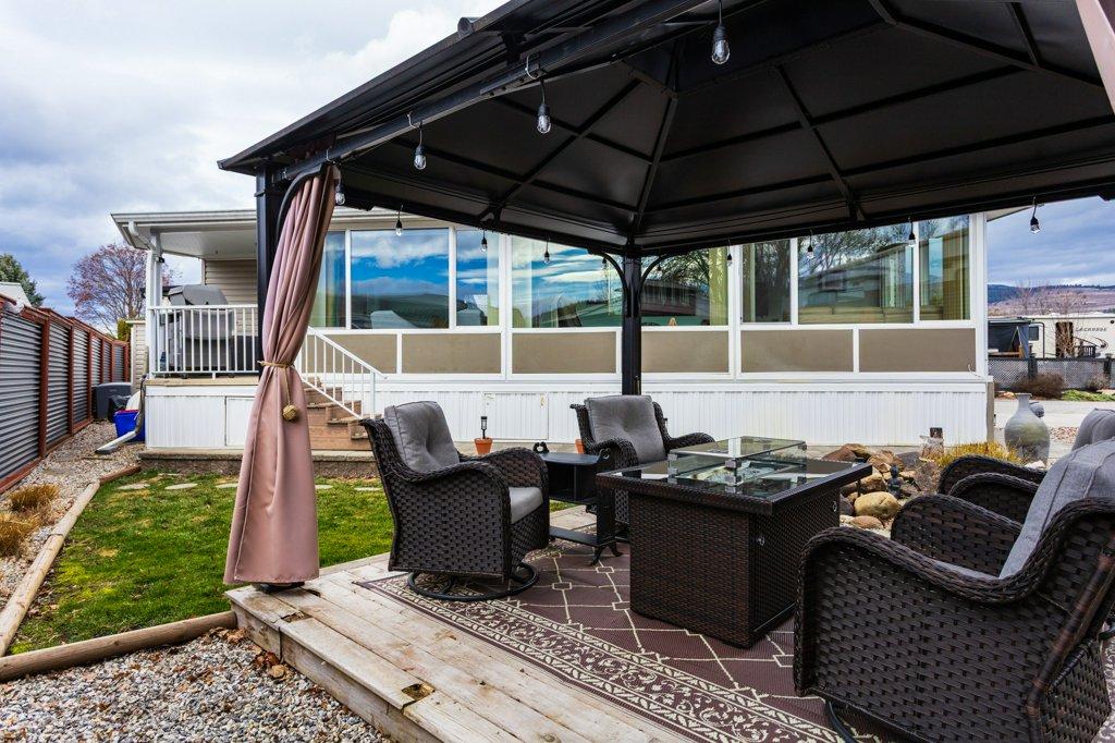 









415


Commonwealth

Road, 35,
Kelowna,




BC
V4V 1P4


