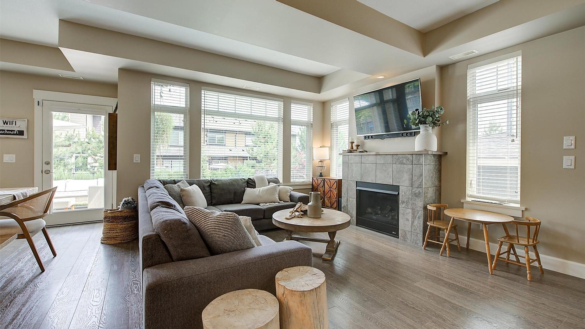 









12850


Stillwater

Court, 11,
Lake Country,




BC
V4V 2S9


