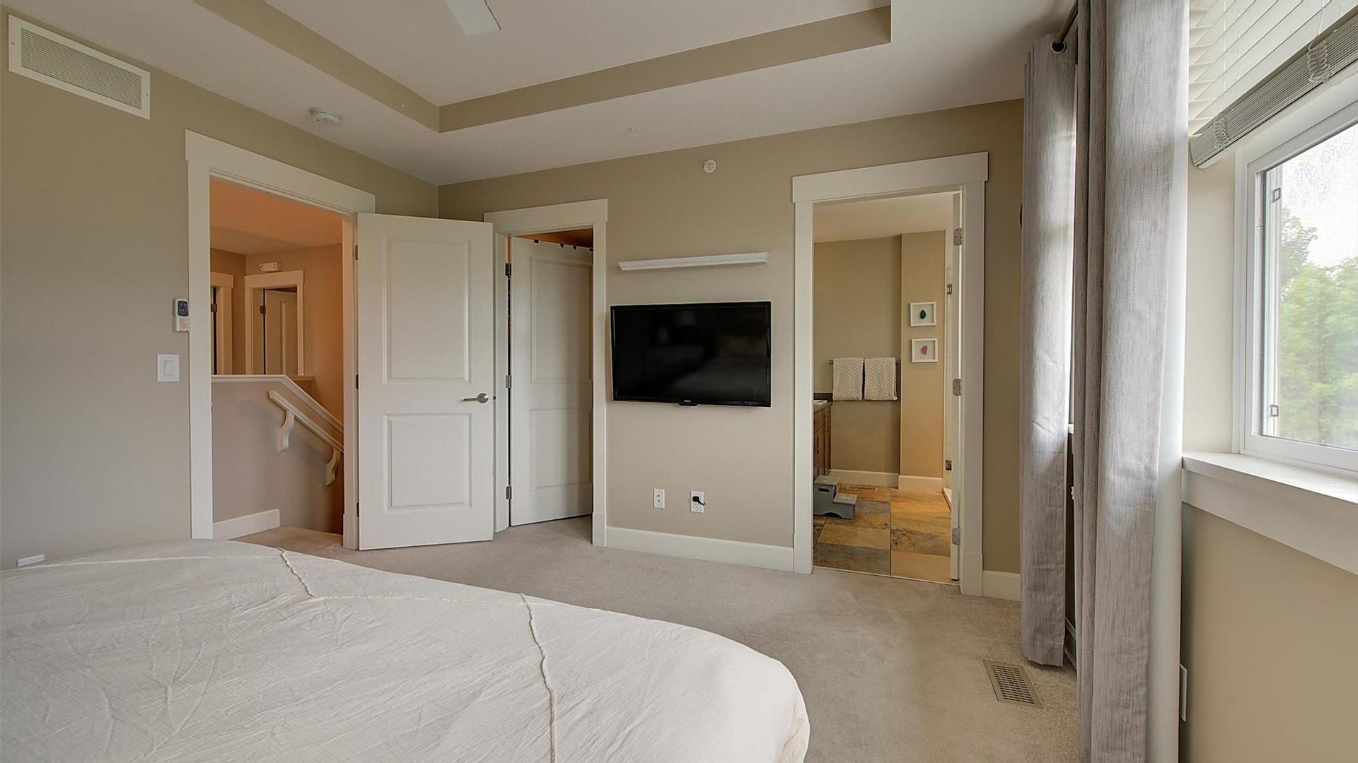 









12850


Stillwater

Court, 11,
Lake Country,




BC
V4V 2S9

