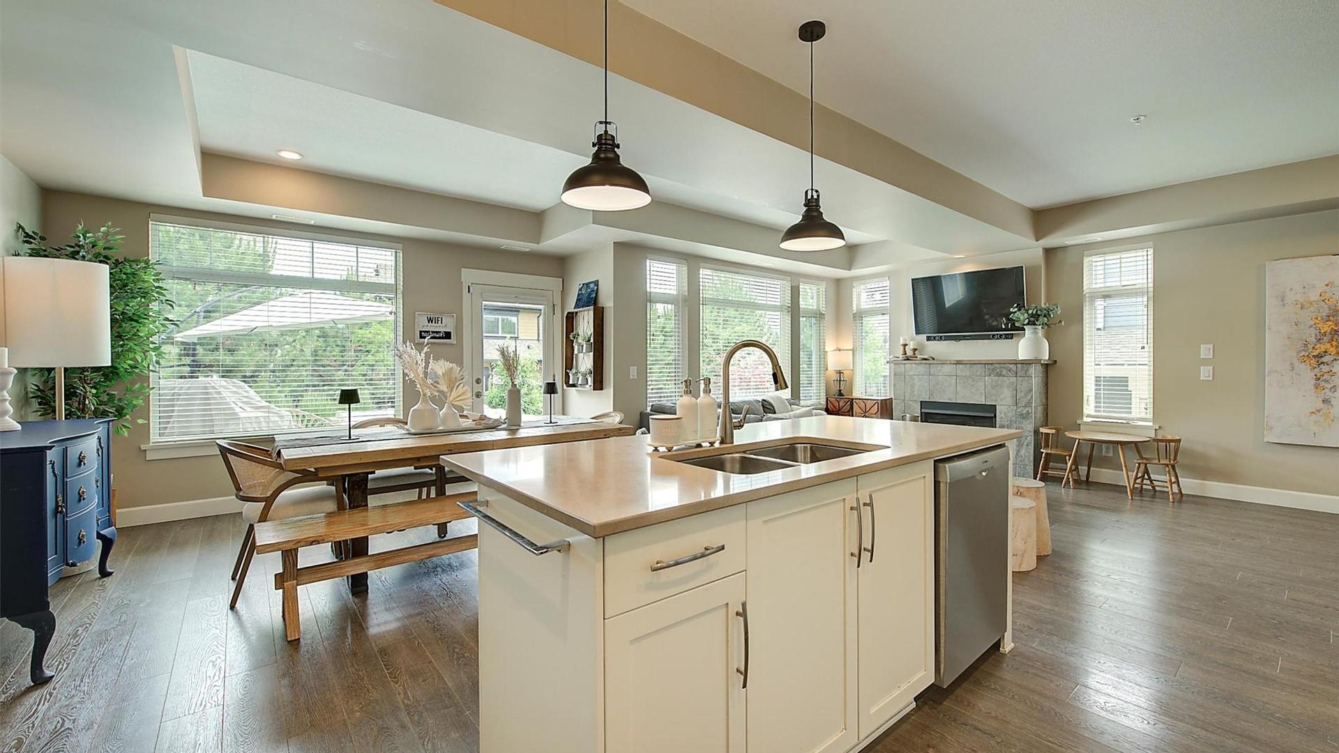 









12850


Stillwater

Court, 11,
Lake Country,




BC
V4V 2S9

