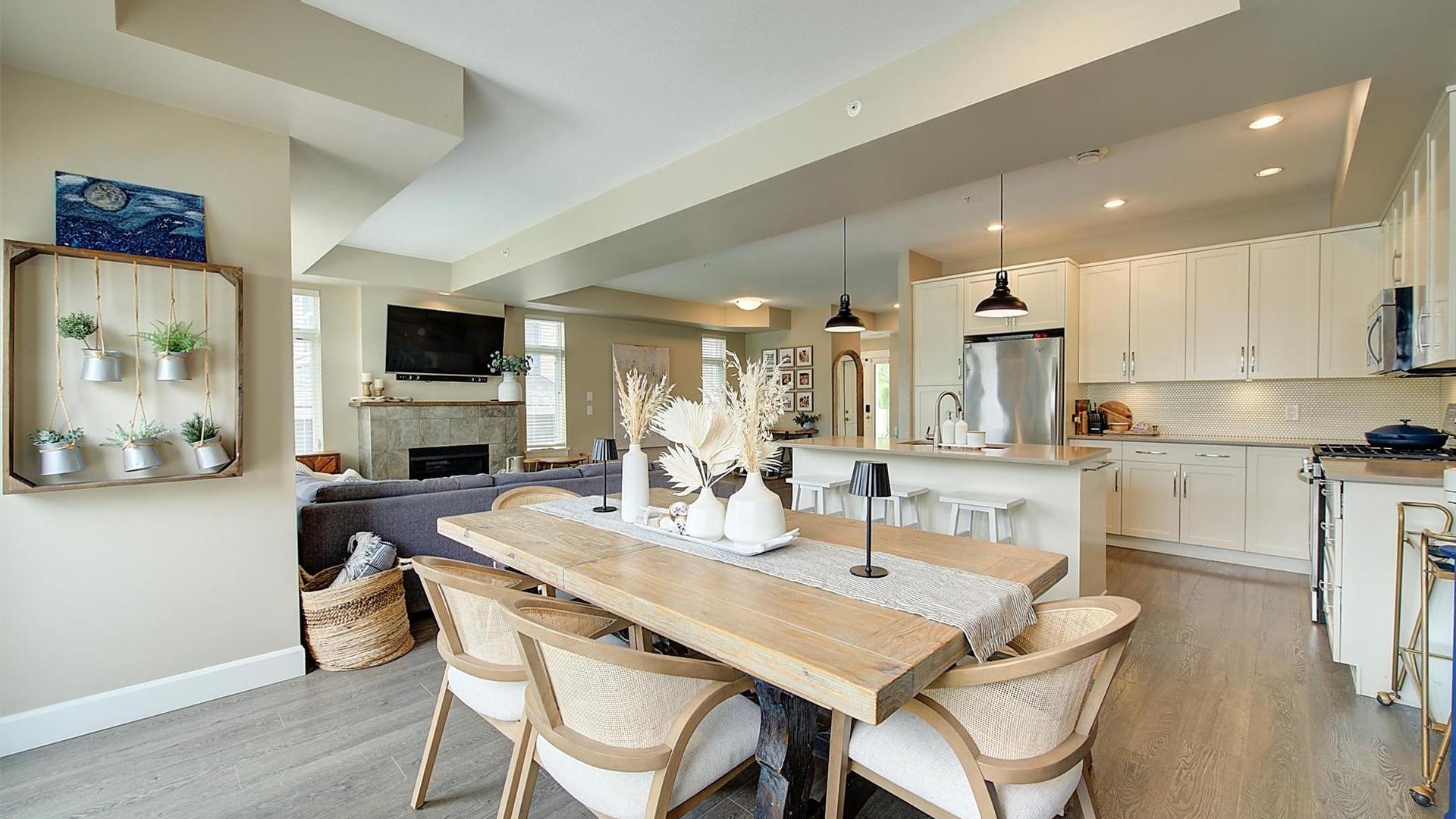 









12850


Stillwater

Court, 11,
Lake Country,




BC
V4V 2S9


