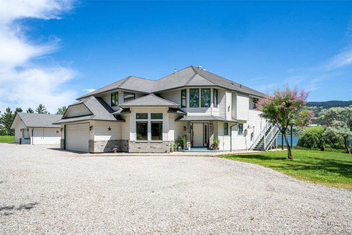 









7821


Old Kamloops

Road,
Vernon,




BC
V1H 1W8

