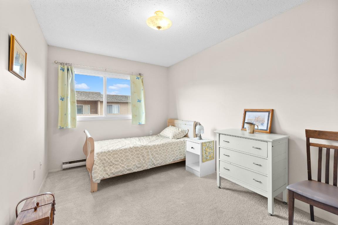 









555


Rowcliffe

Avenue, 406,
Kelowna,




BC
V1Y 5Y8

