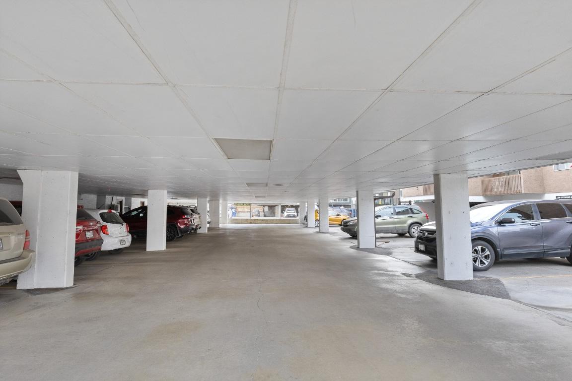 









555


Rowcliffe

Avenue, 406,
Kelowna,




BC
V1Y 5Y8

