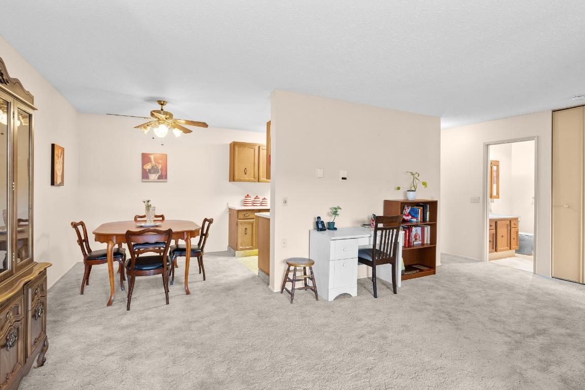 









555


Rowcliffe

Avenue, 406,
Kelowna,




BC
V1Y 5Y8

