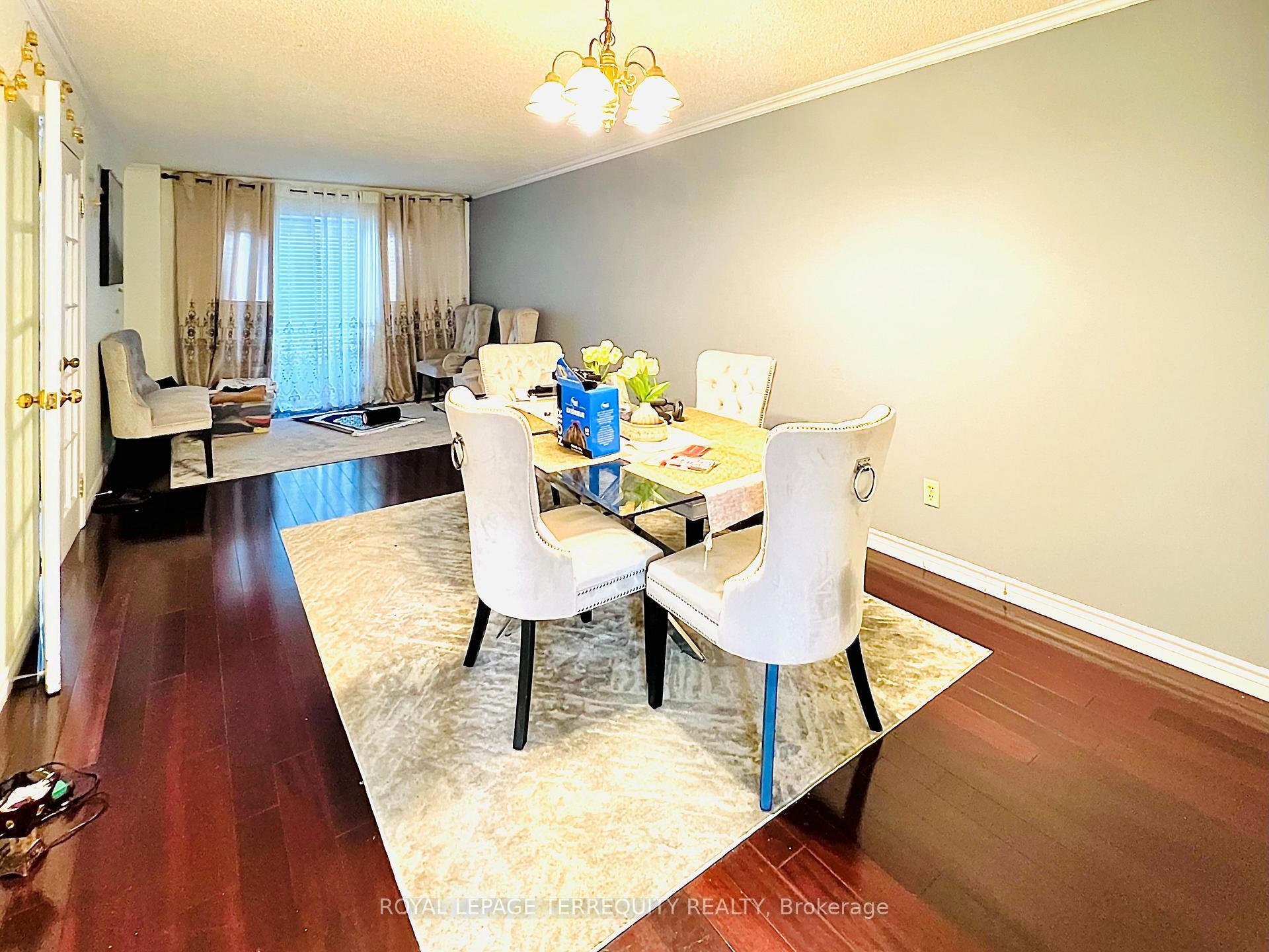 









531


Loretta

Court,
Mississauga,




ON
L5B 3S2

