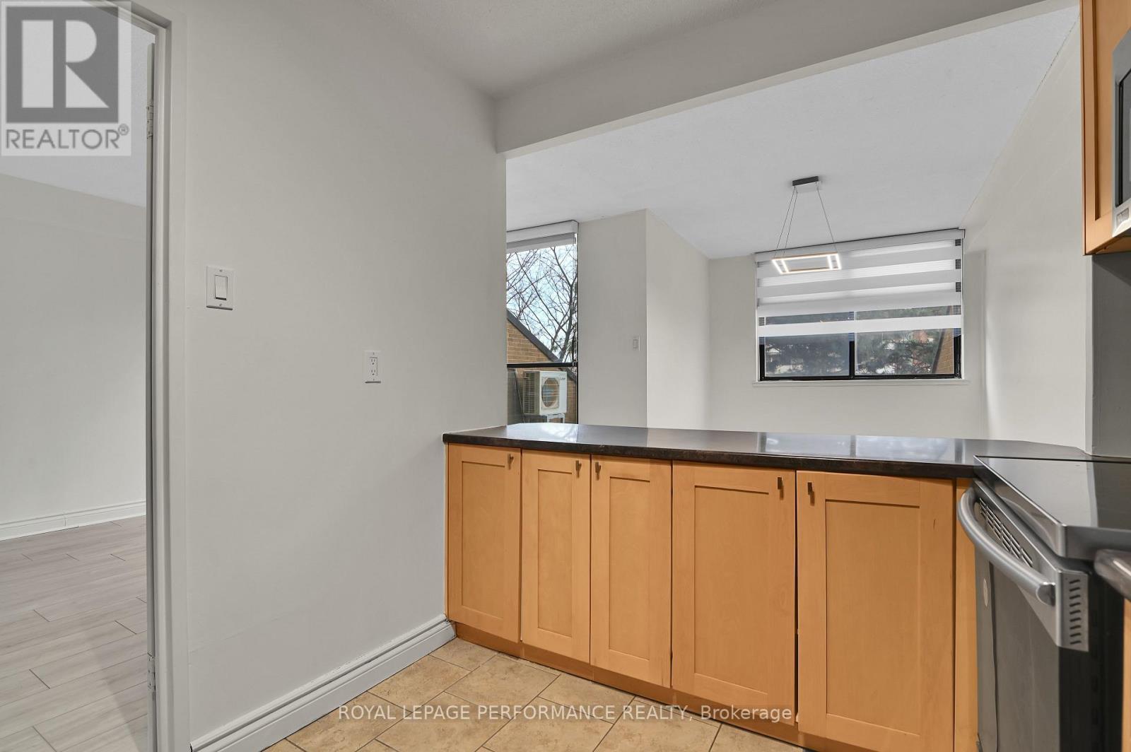 












344 - 515 ST LAURENT BOULEVARD

,
Ottawa,




Ontario
K1K3X5

