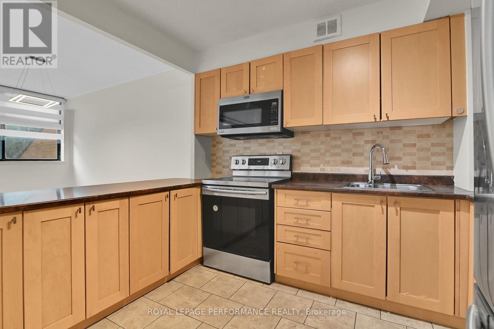 












344 - 515 ST LAURENT BOULEVARD

,
Ottawa,




Ontario
K1K3X5

