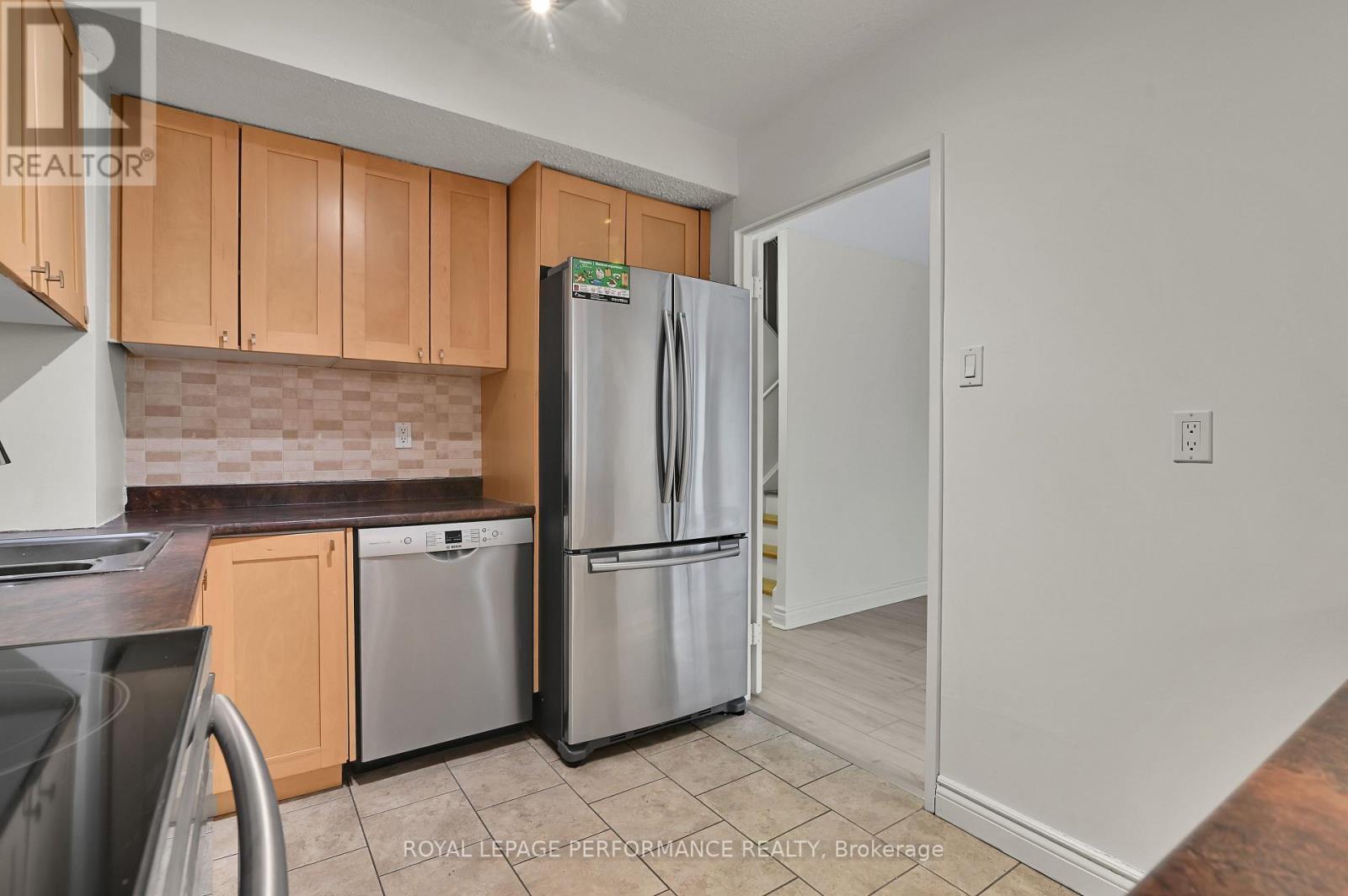












344 - 515 ST LAURENT BOULEVARD

,
Ottawa,




Ontario
K1K3X5


