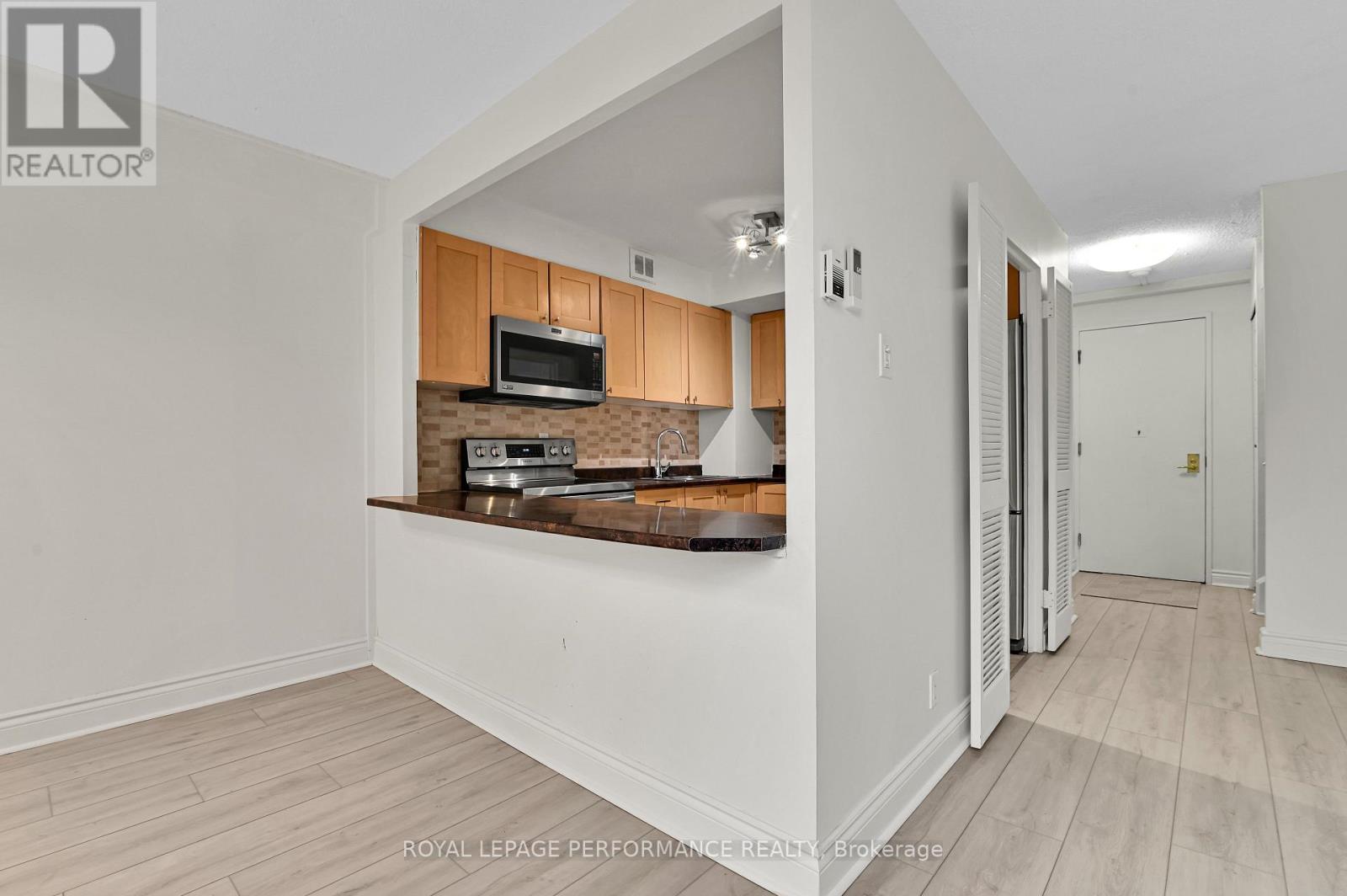 












344 - 515 ST LAURENT BOULEVARD

,
Ottawa,




Ontario
K1K3X5

