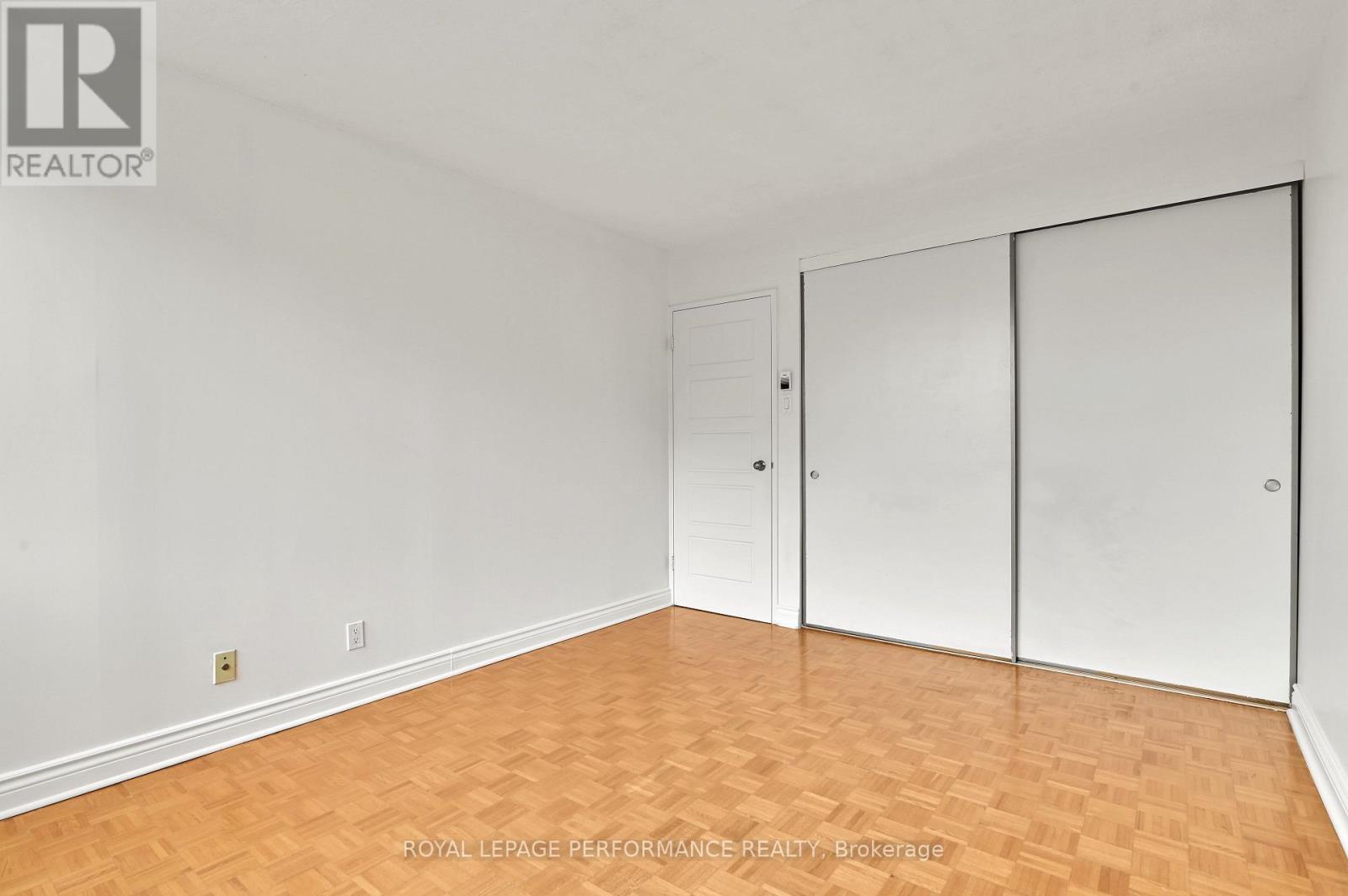 












344 - 515 ST LAURENT BOULEVARD

,
Ottawa,




Ontario
K1K3X5

