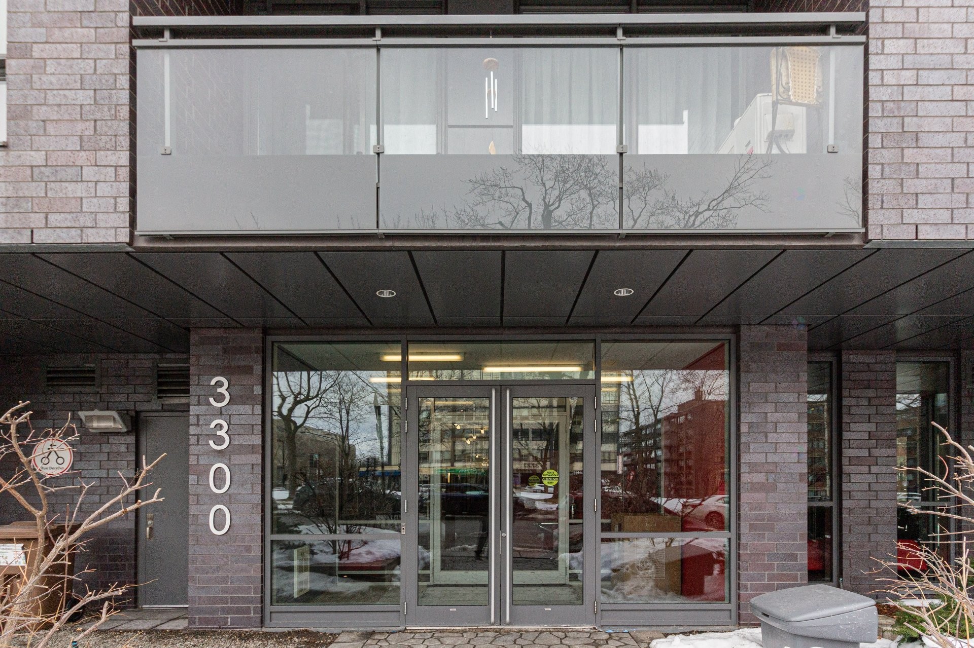 









3300


Av. Troie

, 205,
Montréal (Côte-des-Neiges/Notre-Dame-de-Grâce),




QC
H3V1A9

