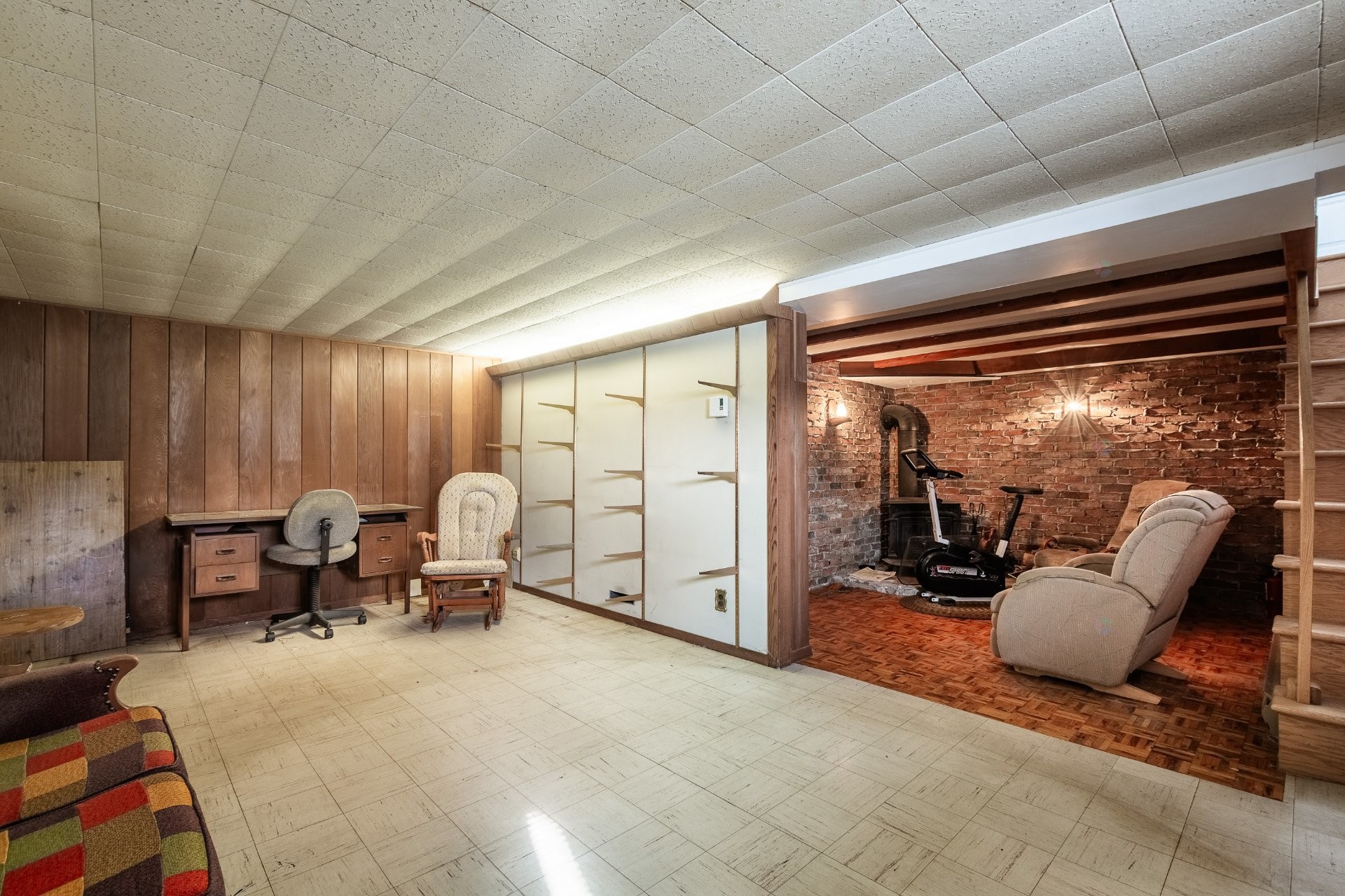 









11027


Av. Racette

,
Montréal (Montréal-Nord),




QC
H3N2Z3

