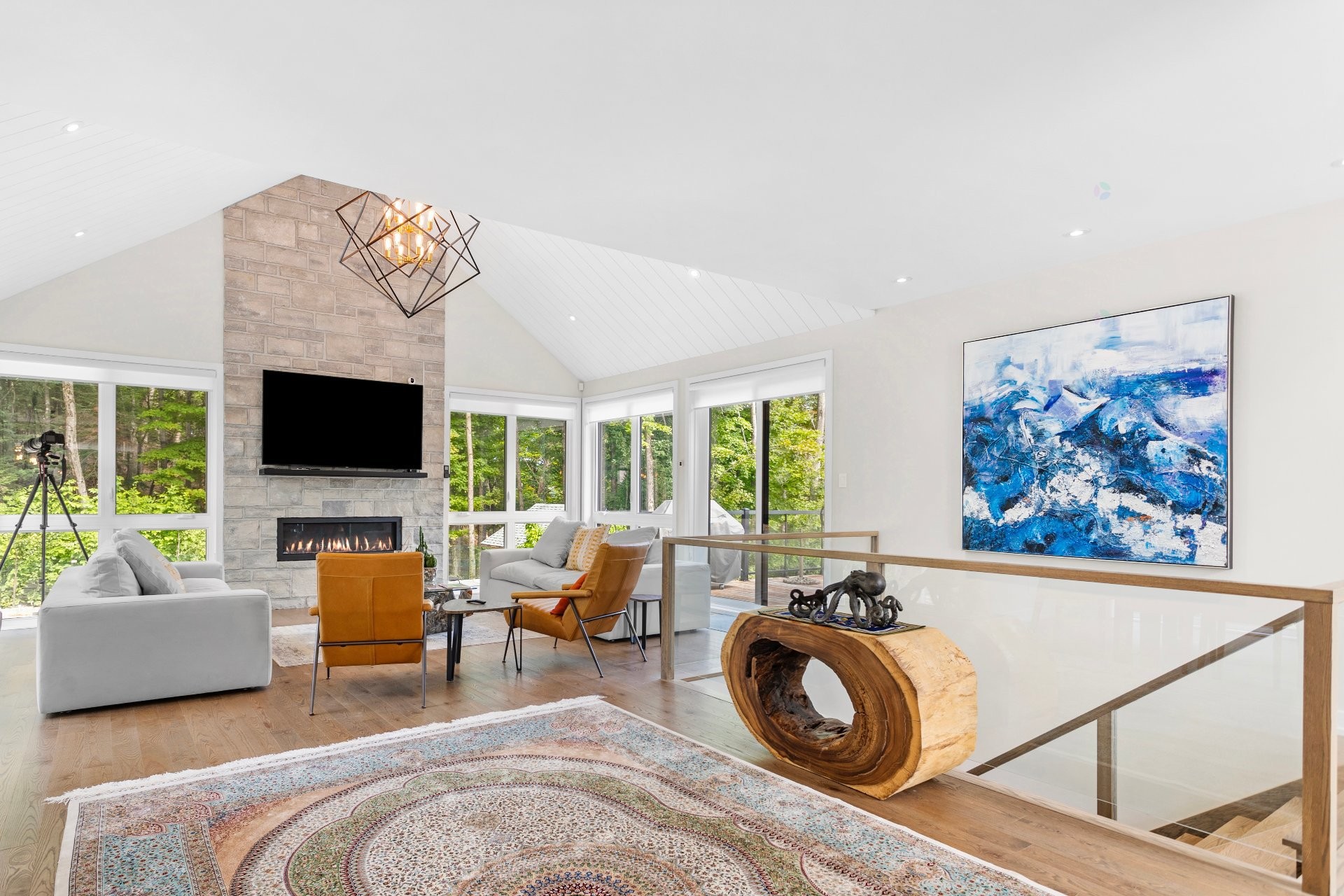 









443


Ch. de l'Héritage

,
Saint-Sauveur,




QC
J0R1R4

