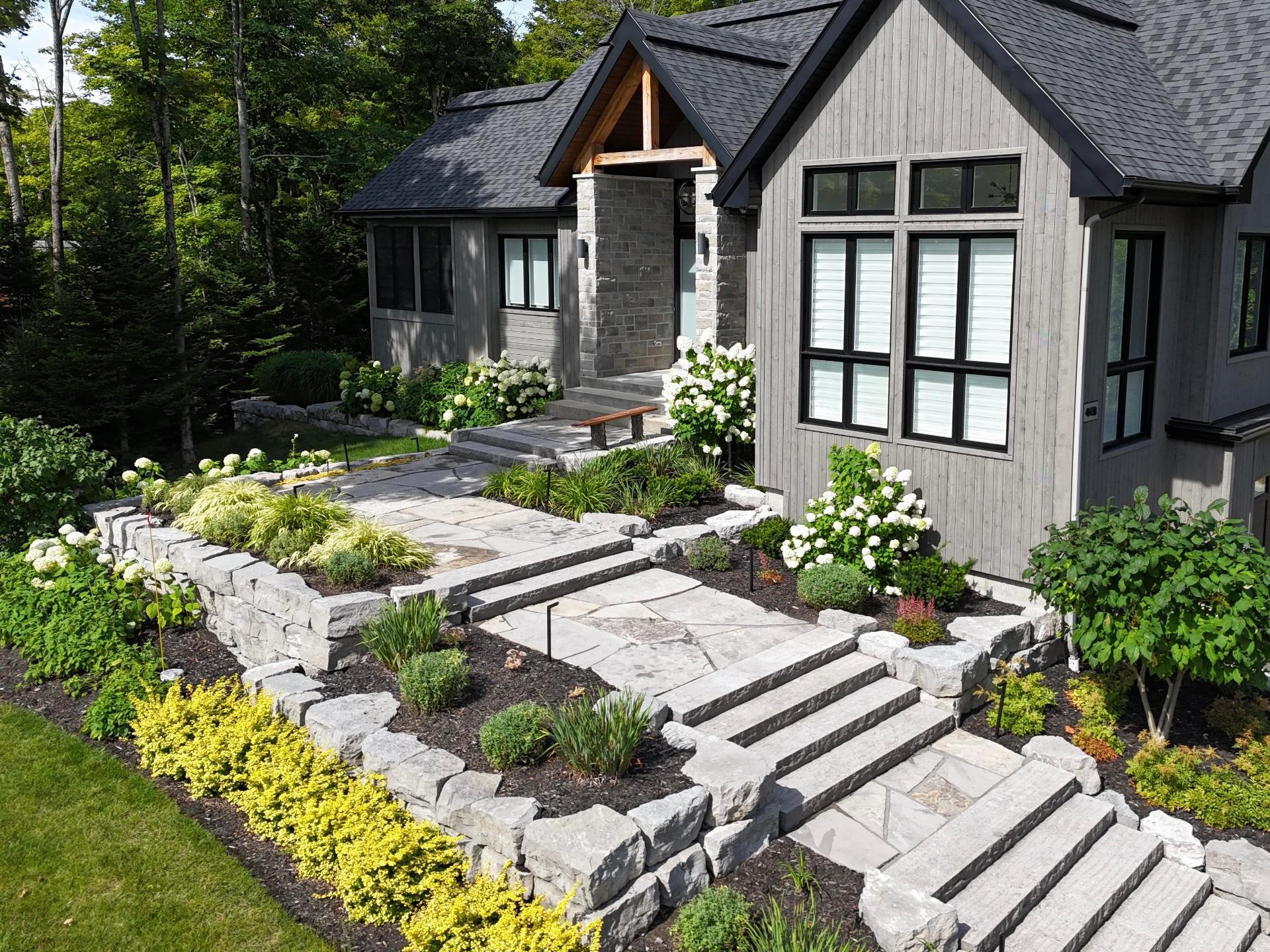 









443


Ch. de l'Héritage

,
Saint-Sauveur,




QC
J0R1R4

