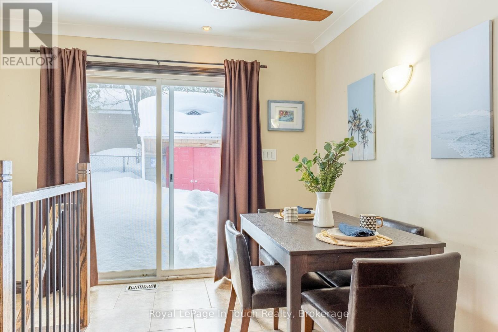 












727 VICTORIA STREET

,
Midland,




Ontario
L4R1B2

