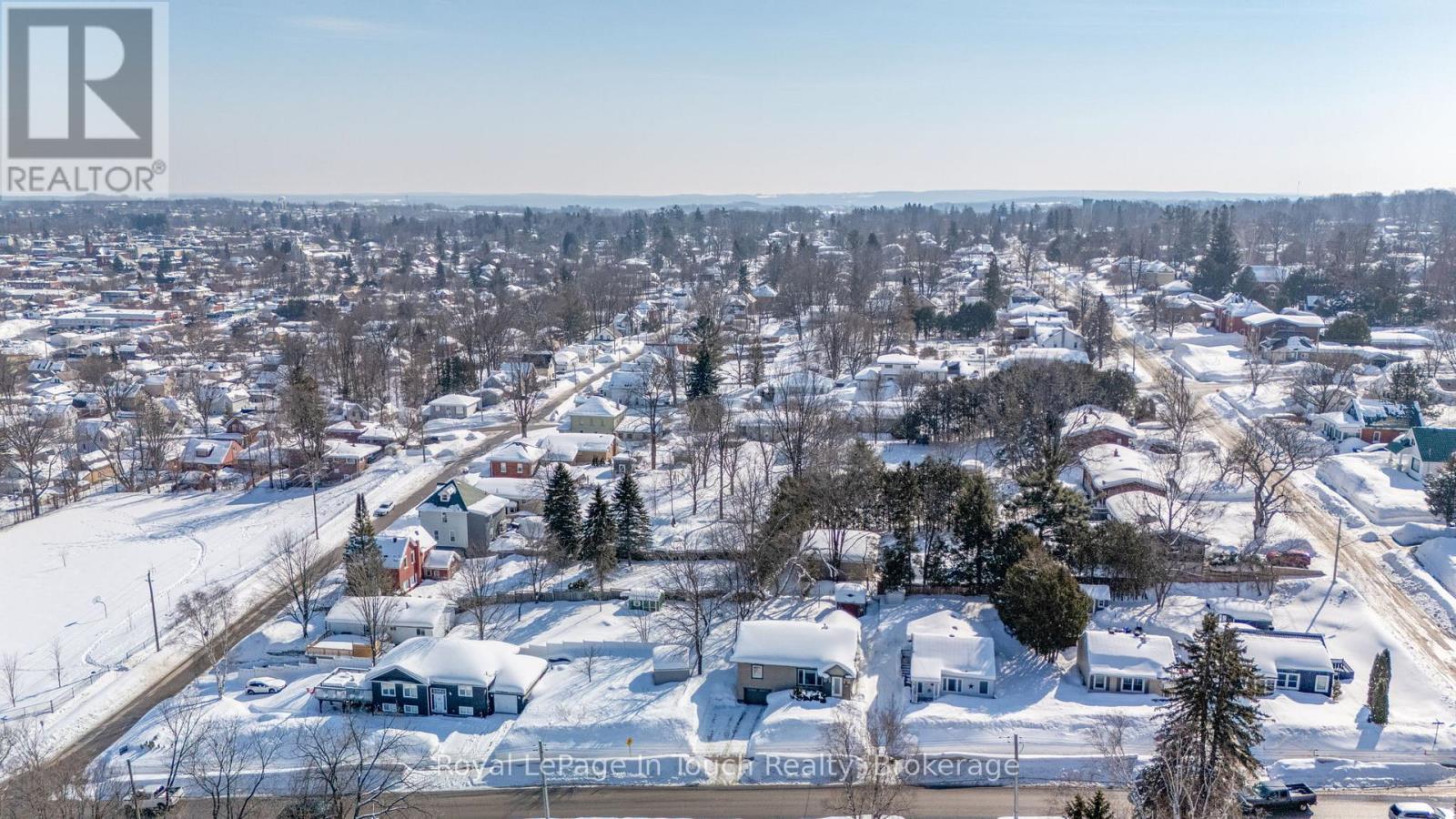 












727 VICTORIA STREET

,
Midland,




Ontario
L4R1B2

