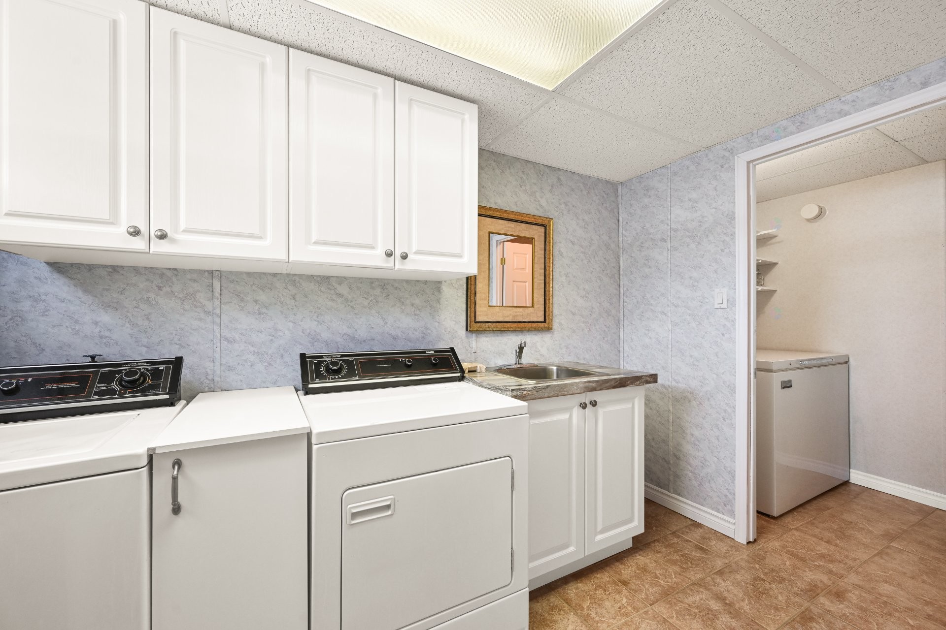 









568


Rg des Irlandais

,
Sainte-Brigide-d'Iberville,




QC
J0J1X0

